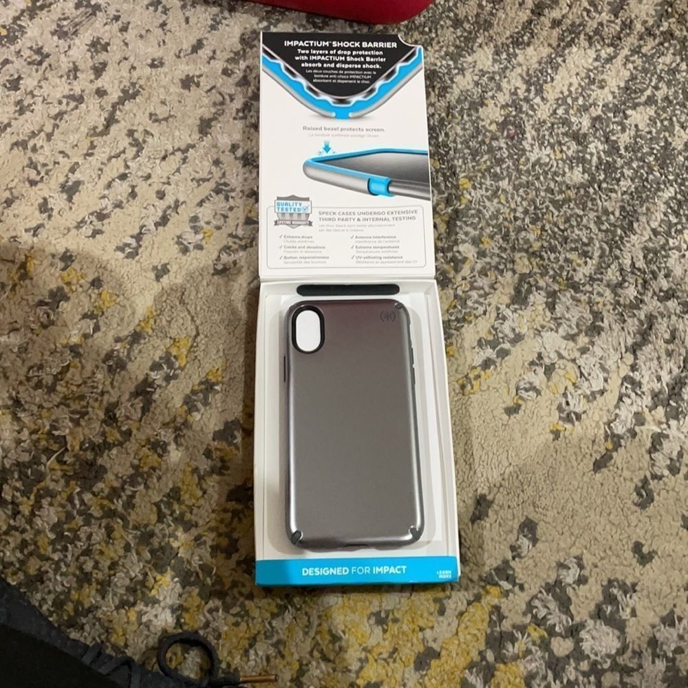 Speck presidio metallic iPhone X case - Picture 4 of 6